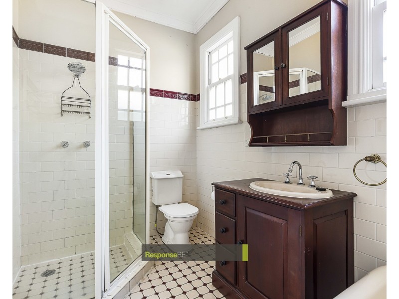 18 Moxhams Road, Northmead NSW 2152