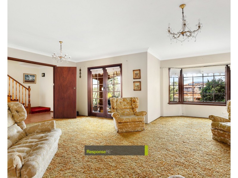 7 Rutland Avenue, Baulkham Hills NSW 2153