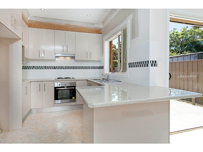 1/106 Addison Avenue, Lake Illawarra NSW 2528