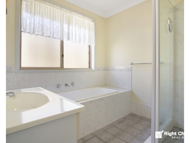 9 Stephens Street, Albion Park NSW 2527