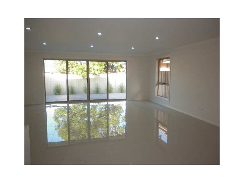 1/5 Banksia Street, Albion Park Rail NSW 2527