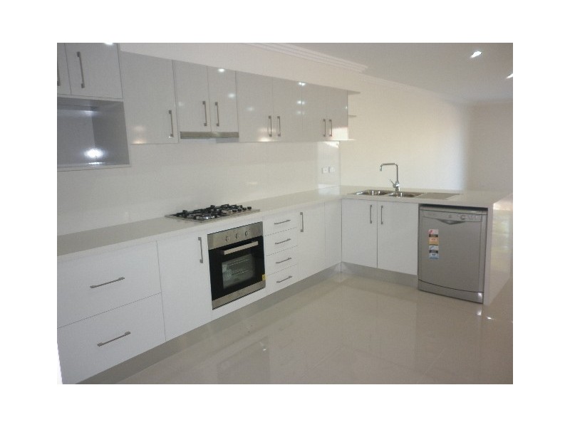 1/5 Banksia Street, Albion Park Rail NSW 2527