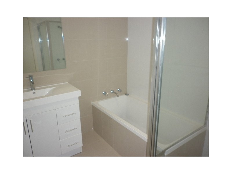 1/5 Banksia Street, Albion Park Rail NSW 2527