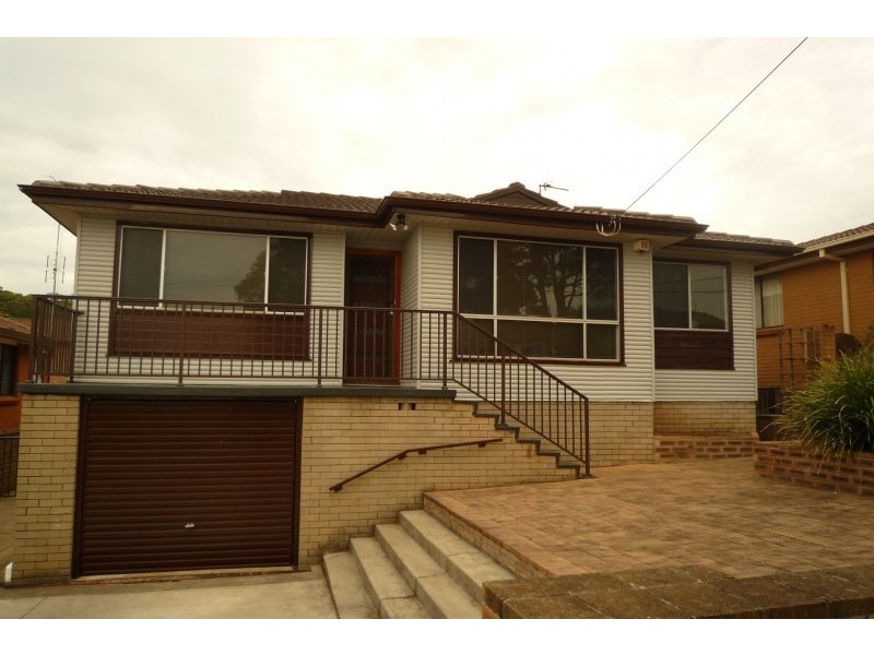 77 Strata Avenue, Barrack Heights NSW 2528