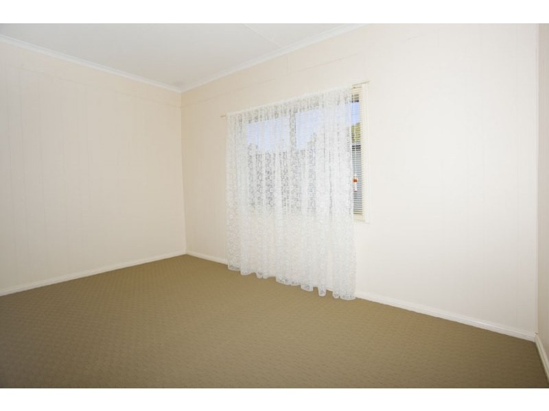 223 Princes Highway, Albion Park Rail NSW 2527