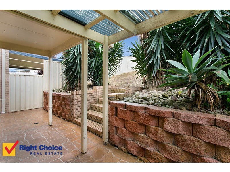 2/9 Burrill Place, Flinders NSW 2529
