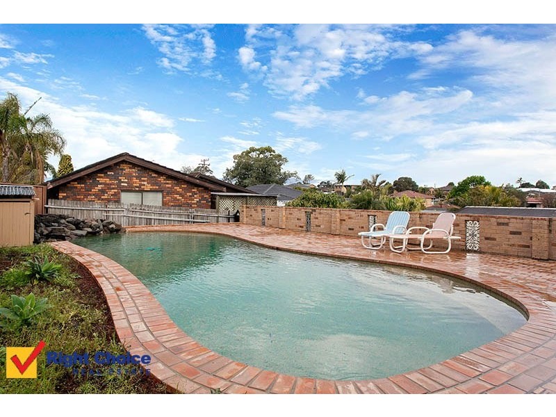 43 Shipton Crescent, Mount Warrigal NSW 2528