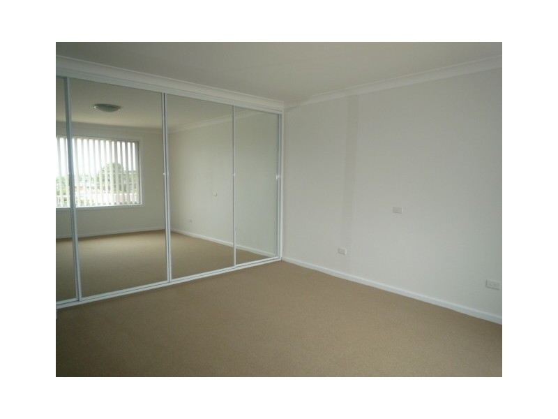 58 Loftus Drive, Barrack Heights NSW 2528