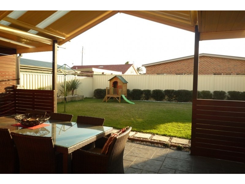 16 Sassafrass Avenue, Windang NSW 2528