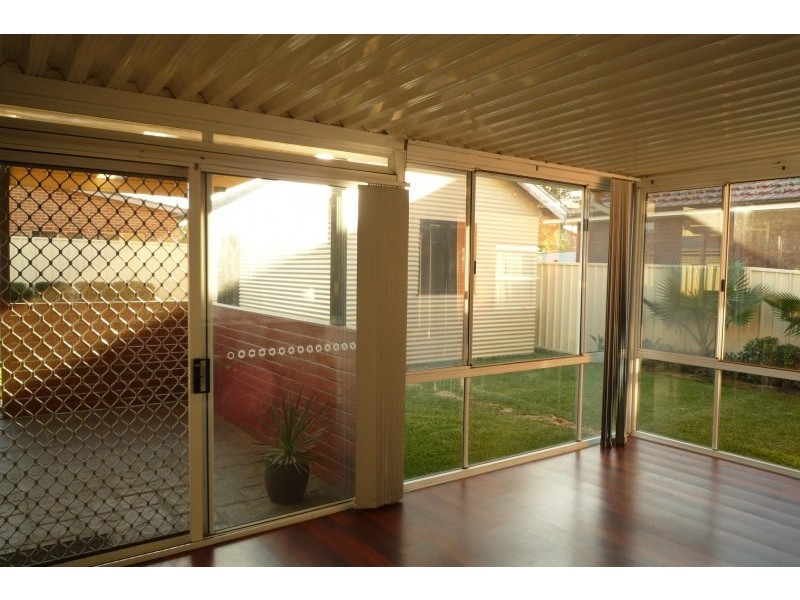 16 Sassafrass Avenue, Windang NSW 2528