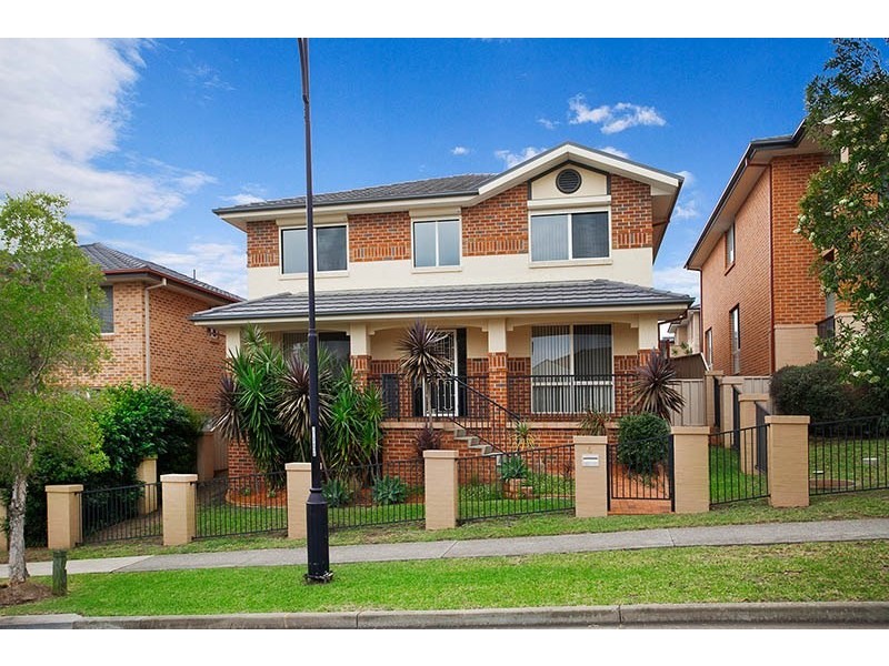 4 Lakewood Boulevard, Flinders NSW 2529