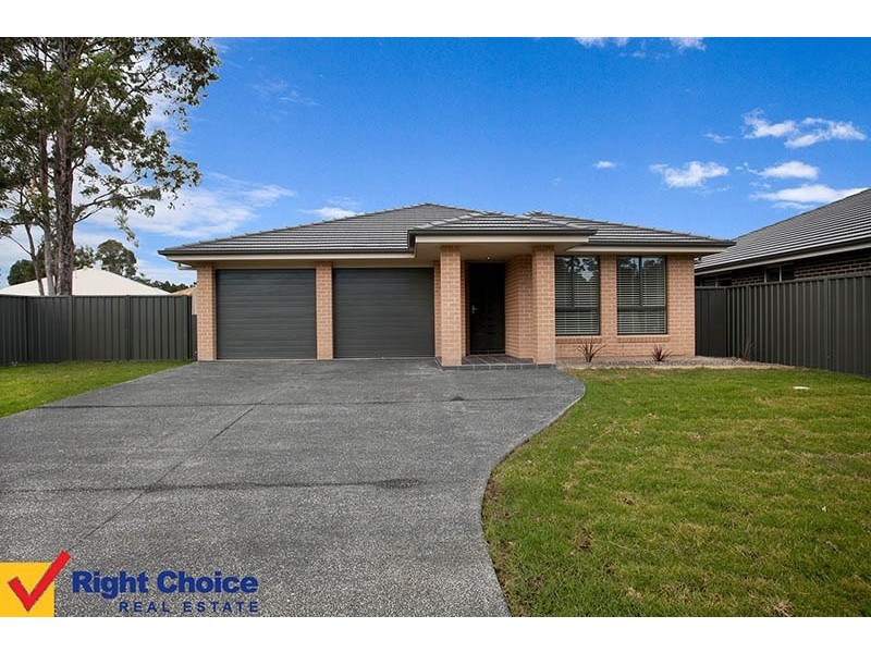 4 Somerset Avenue, South Nowra NSW 2541