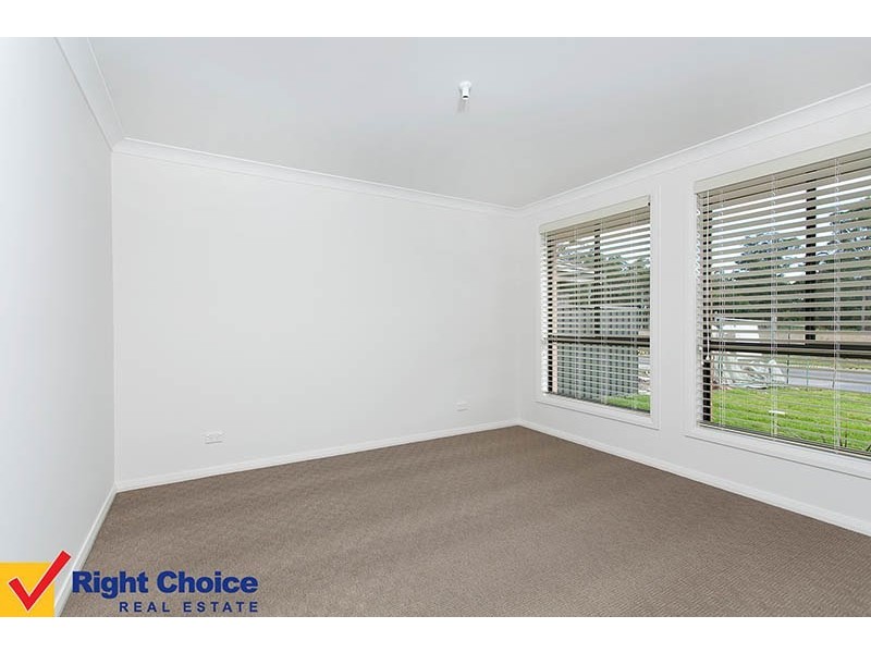 4 Somerset Avenue, South Nowra NSW 2541