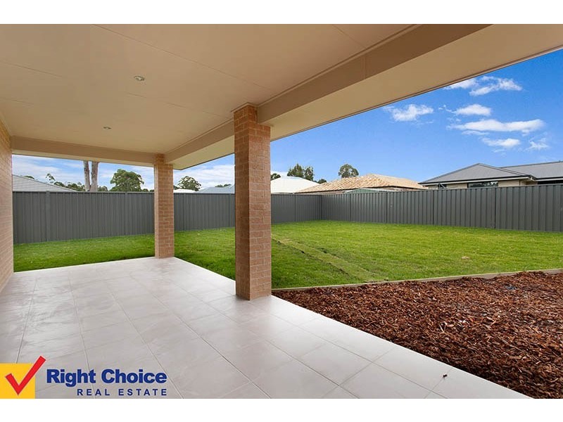 4 Somerset Avenue, South Nowra NSW 2541