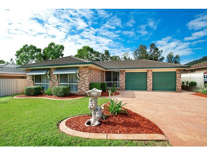 11 Tully Crescent, Albion Park NSW 2527