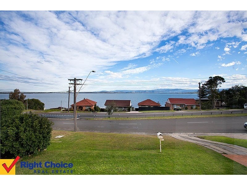 Lake Heights NSW 2502