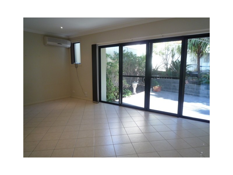 1 Hayman Crescent, Shell Cove NSW 2529