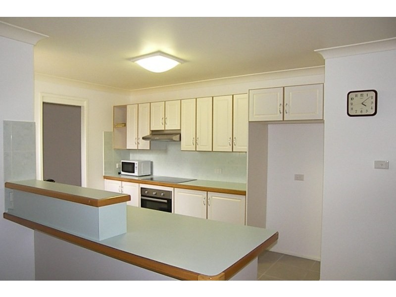 31 Shearwater Boulevard, Albion Park Rail NSW 2527