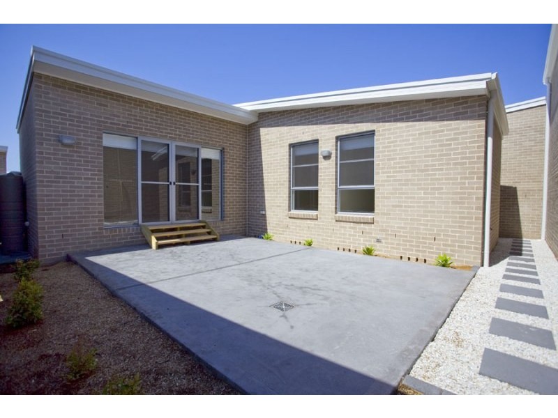 8 Jemima Close, Flinders NSW 2529