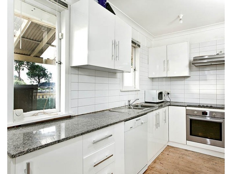 44 Ulster Avenue, Warilla NSW 2528