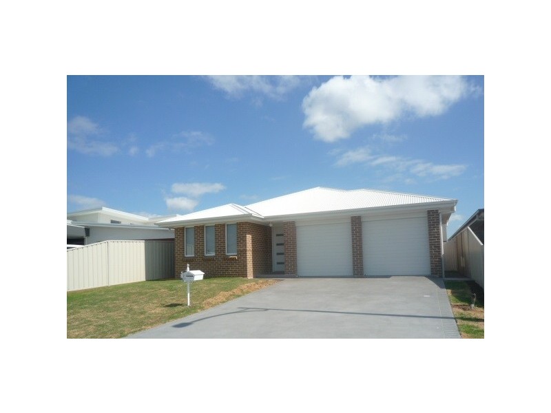 7 Sloop Avenue, Shell Cove NSW 2529