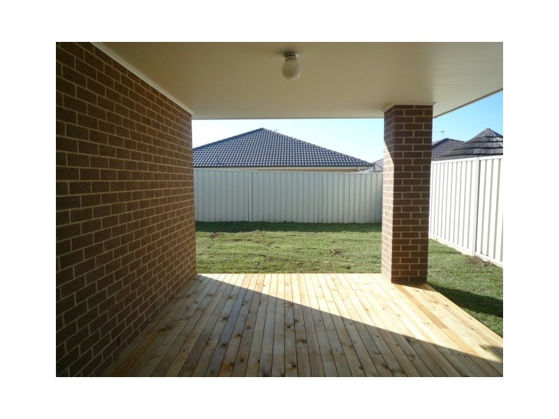 7 Sloop Avenue, Shell Cove NSW 2529