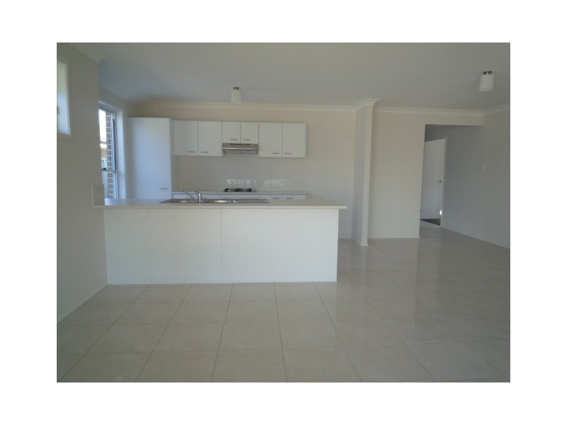 7 Sloop Avenue, Shell Cove NSW 2529