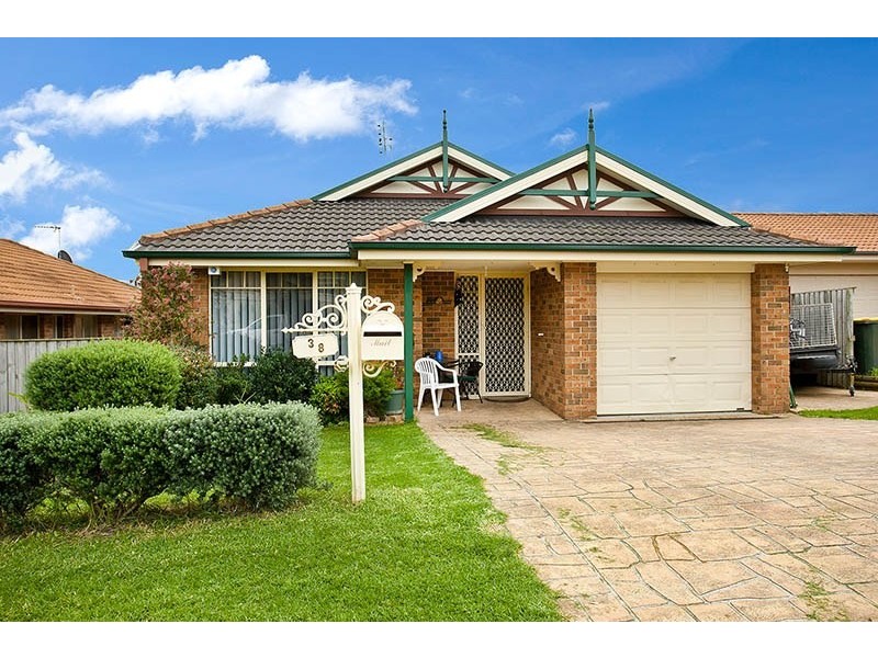 38  Downes Drive, Albion Park NSW 2527
