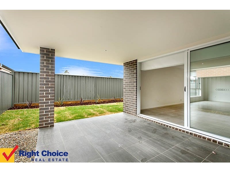 2 Somerset Avenue, South Nowra NSW 2541