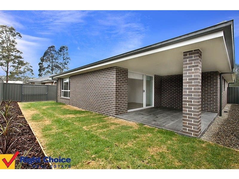 2 Somerset Avenue, Nowra NSW 2541