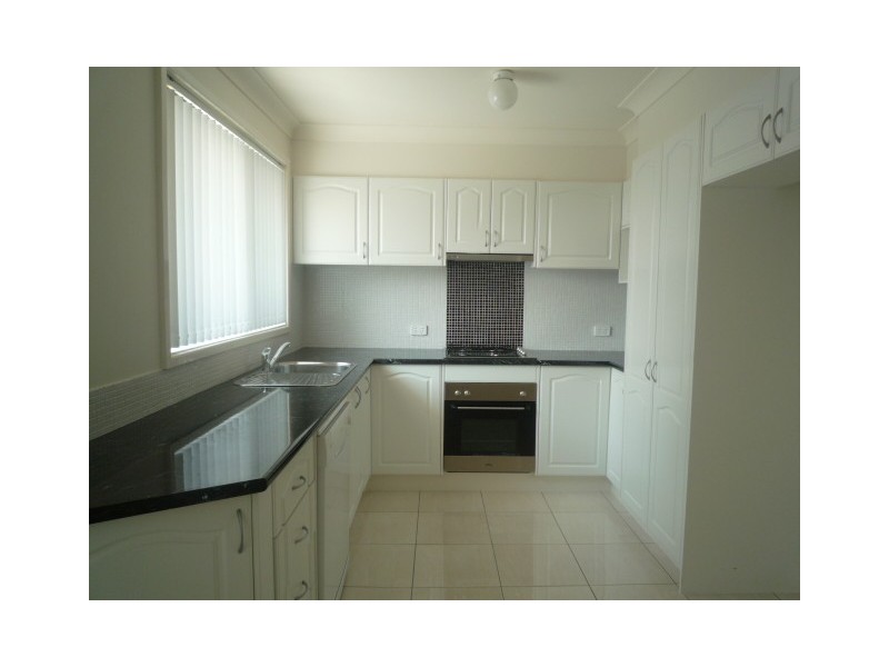 25 Helen Street, Warilla NSW 2528
