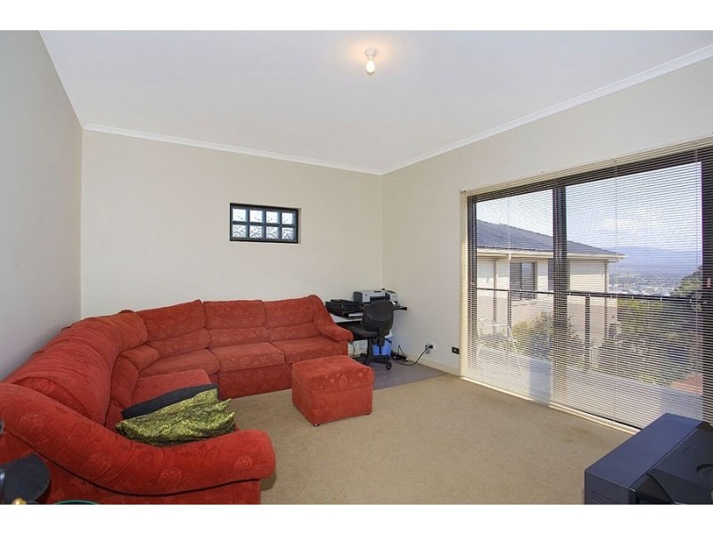 2/9 Lorikeet Place, Blackbutt NSW 2529