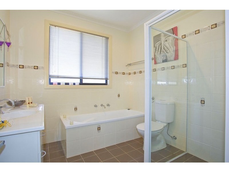 2/9 Lorikeet Place, Blackbutt NSW 2529
