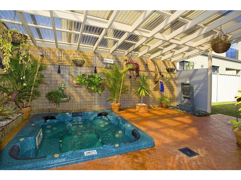 2/9 Lorikeet Place, Blackbutt NSW 2529