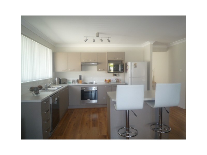 11 Woodburn Terrace, Flinders NSW 2529