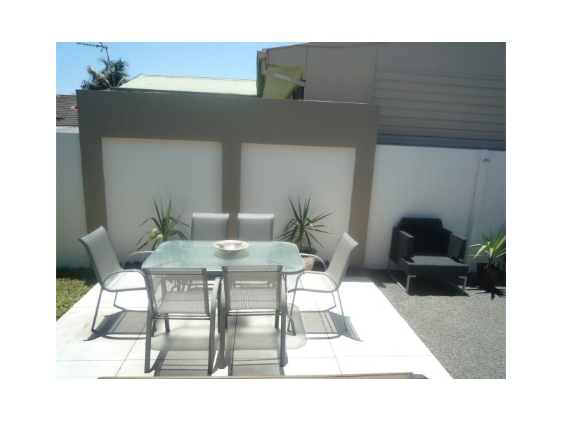 301 Princes Highway, Albion Park Rail NSW 2527