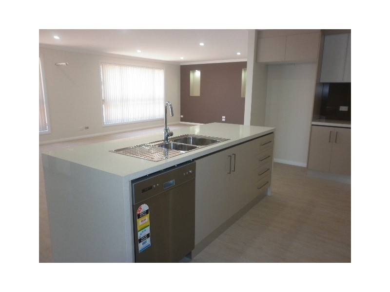 52 Mystics Drive, Shell Cove NSW 2529