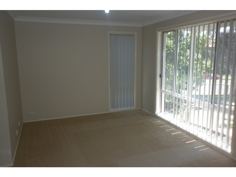 3 Lakewood Boulevard, Flinders NSW 2529