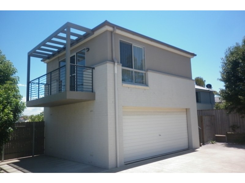 3 Lakewood Boulevard, Flinders NSW 2529