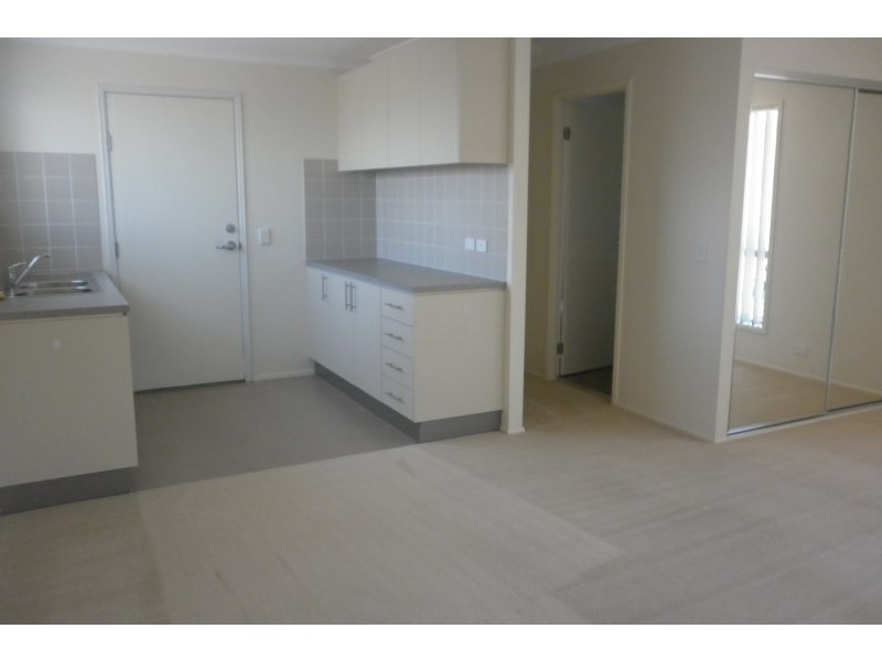 3 Lakewood Boulevard, Flinders NSW 2529