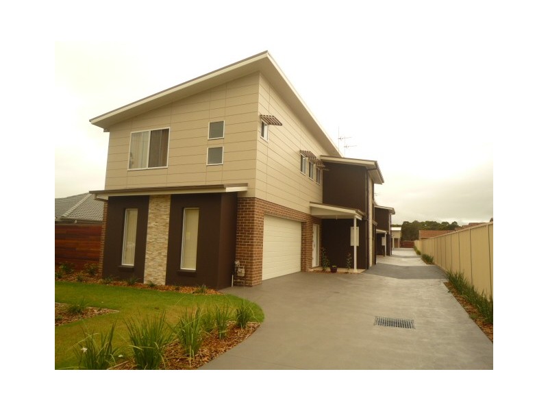 4/187 Tongarra Road, Albion Park NSW 2527
