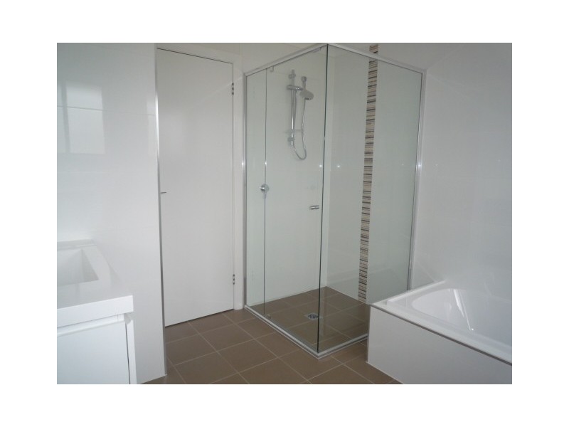 4/187 Tongarra Road, Albion Park NSW 2527
