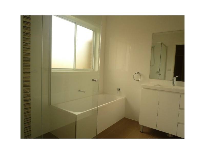 6/187 Tongarra Road, Albion Park NSW 2527