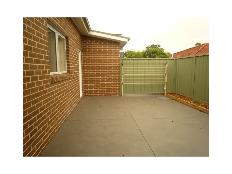 6/187 Tongarra Road, Albion Park NSW 2527