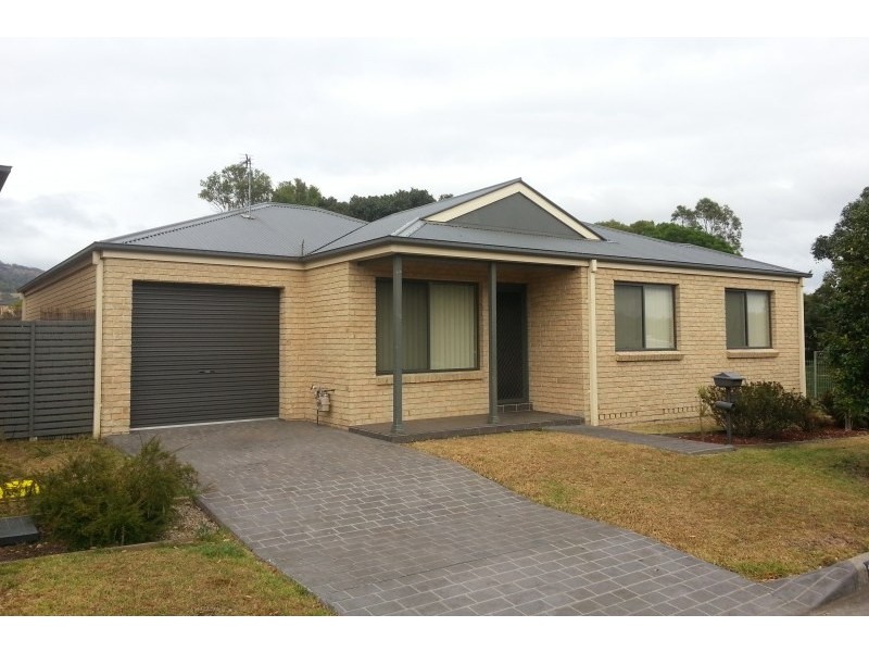 10 Kalgan Way, Albion Park NSW 2527