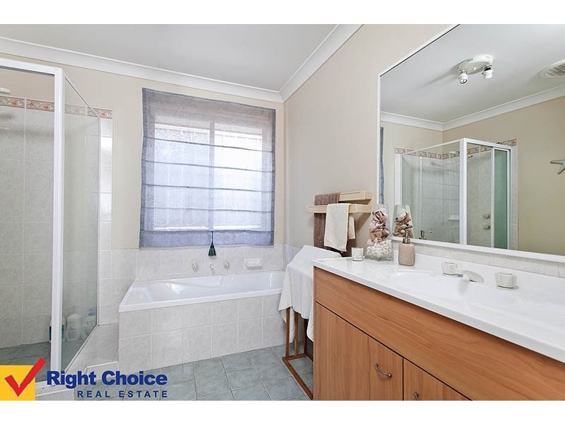 15 Lord Howe Avenue, Shell Cove NSW 2529