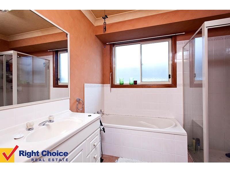 6 Boles Street, Albion Park NSW 2527