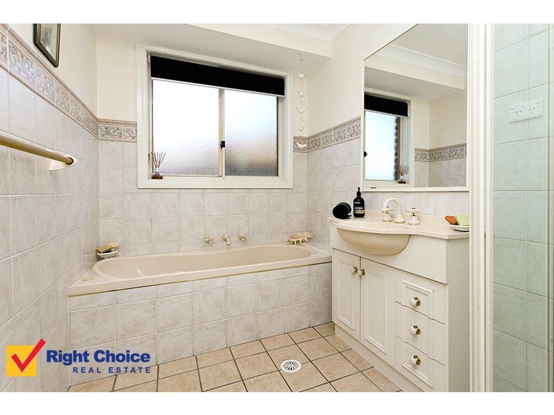 26 Hillside Drive, Albion Park NSW 2527