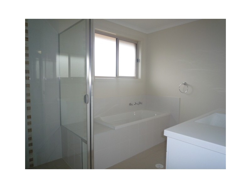 110 Terry Street, Albion Park NSW 2527