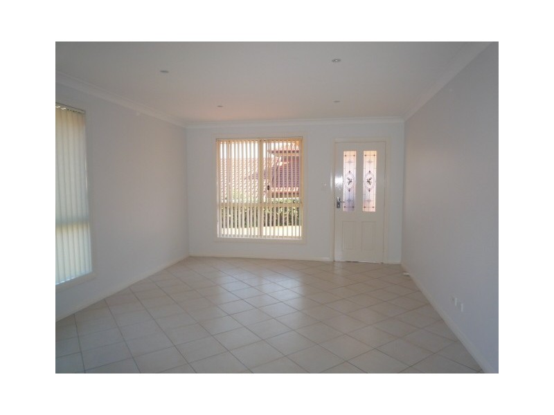 2/23 Willinga Road, Flinders NSW 2529